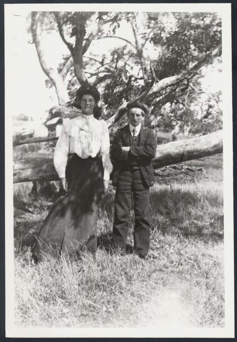 Collection of images of unidentified people and places, in Melbourne and possibly around the Warrnambool area (1984?)