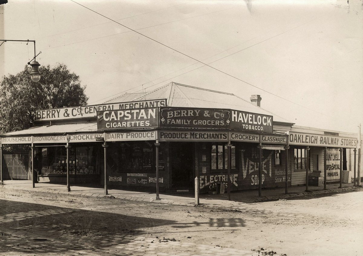 Interior and exterior, Berry & Co., Oakleigh Railway Stores, Oakleigh (1912)