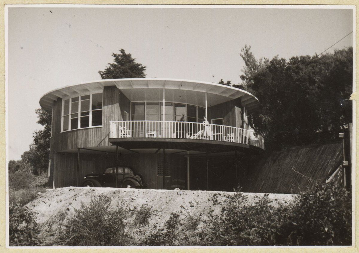 Henty House, Frankston, Victoria (1950–51)