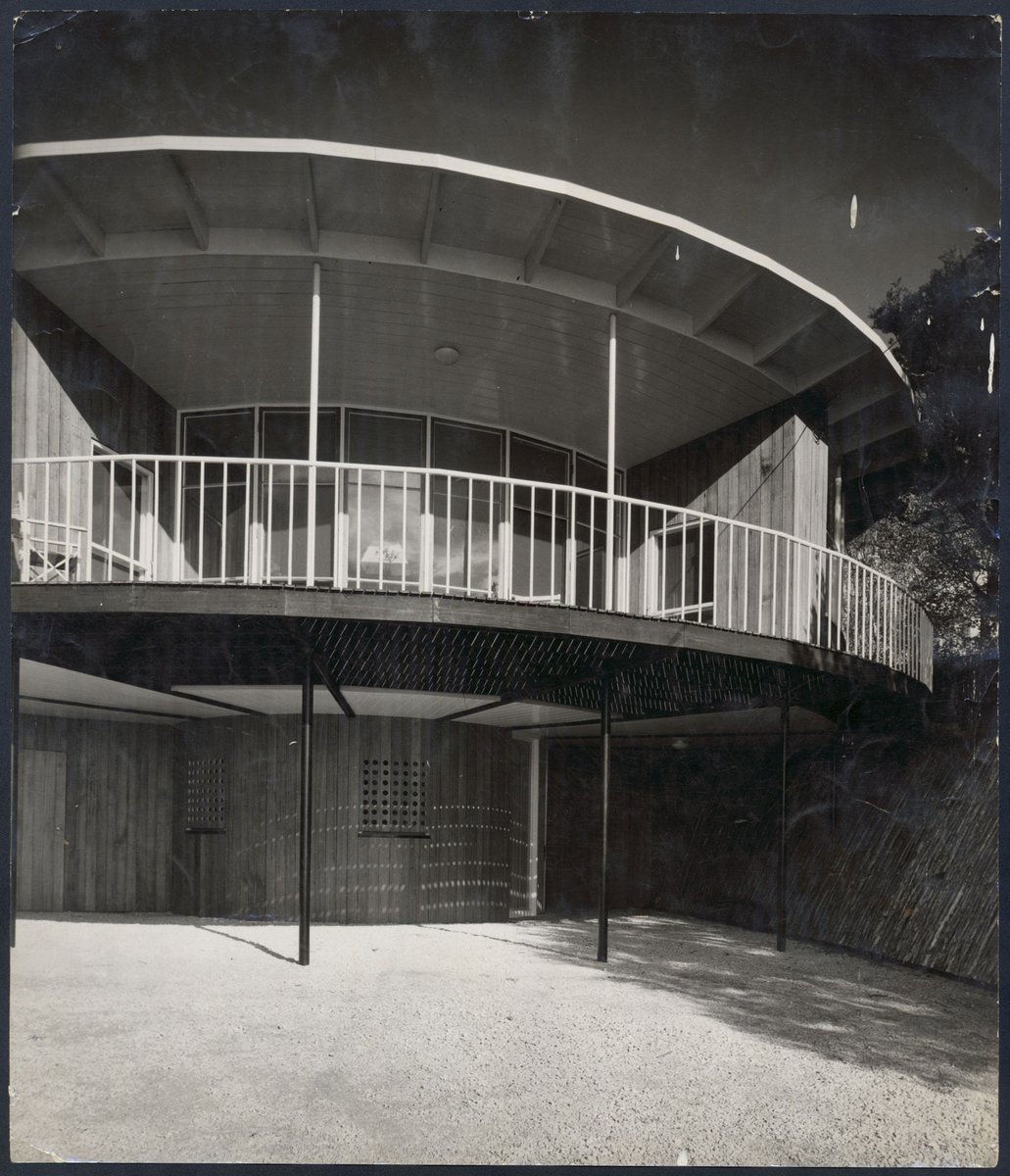 Henty house, Nepean Highway, Frankston, Victoria (1953)
