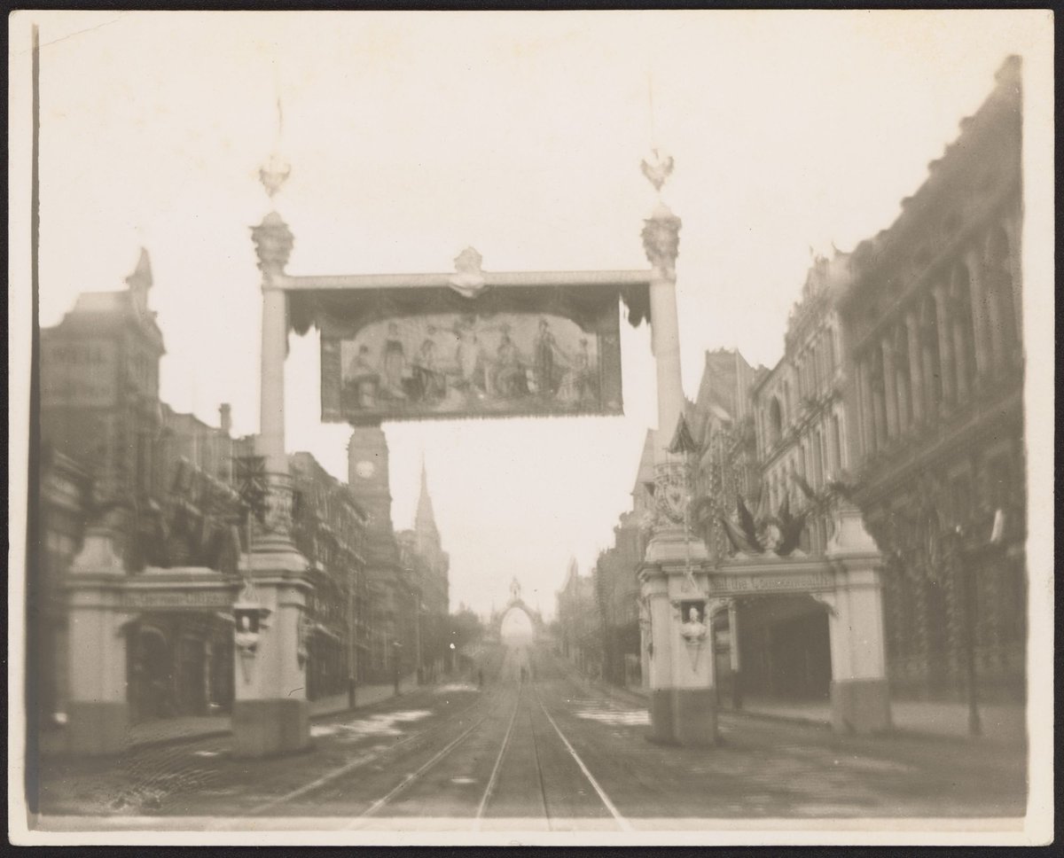 "Decorative arches erected for the visit of the Duke and Duchess of Cornwall & York, Melbourne, Vic." (1901)