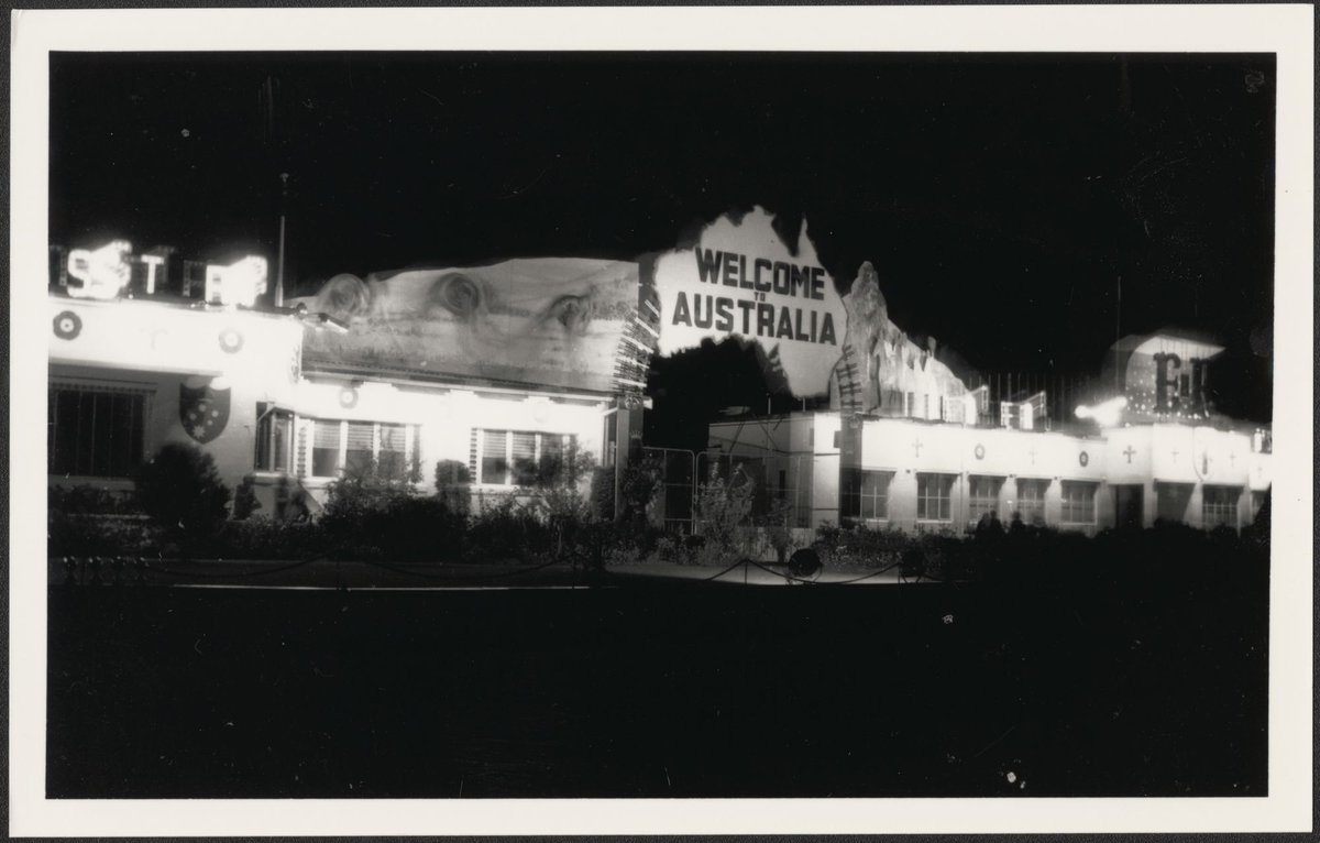 Melbourne at the time of Queen Elizabeth's visit 1954