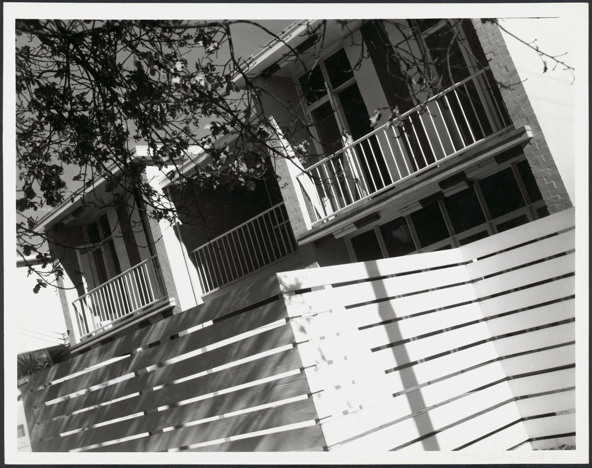 Clendon, batchelor flats, Armadale, Victoria (1939)