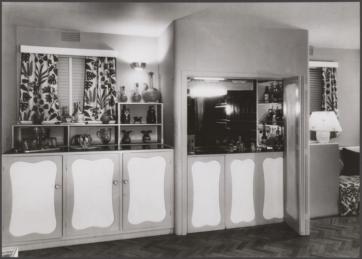 Interior of Mr. Stanley Korman's apartment, Queens Road, Albert Park (1953)