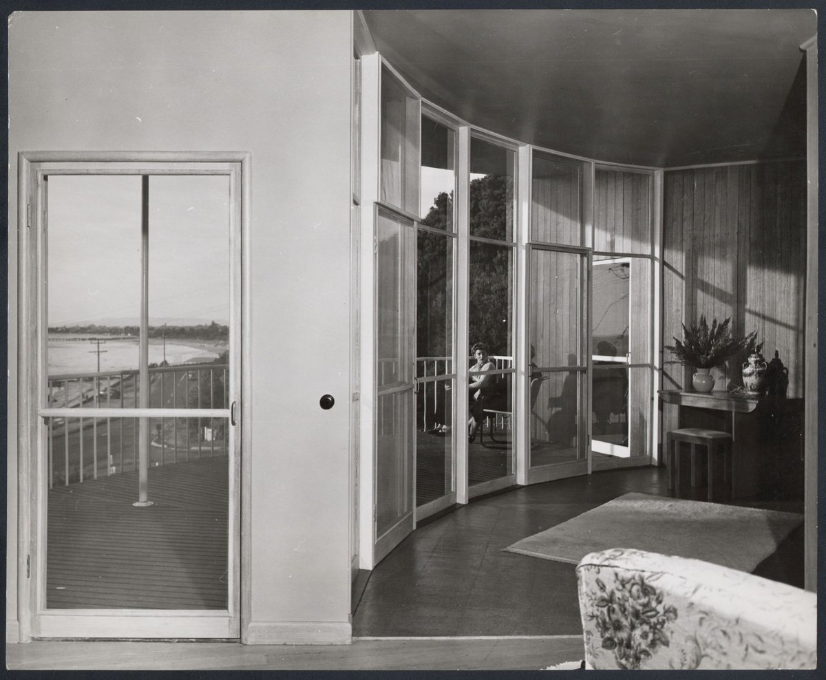 Henty House, Frankston, Victoria (1950–51)
