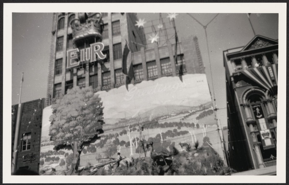 Melbourne at the time of Queen Elizabeth's visit 1954