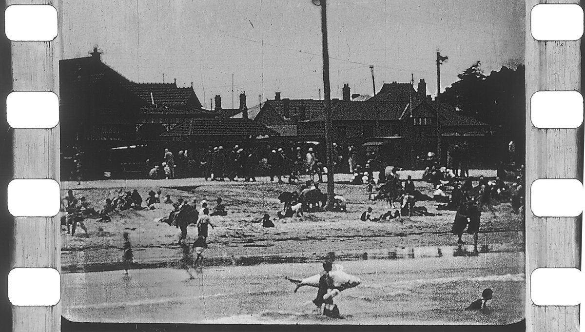 Views of the beach at Williamstown, Victoria (1930–34)