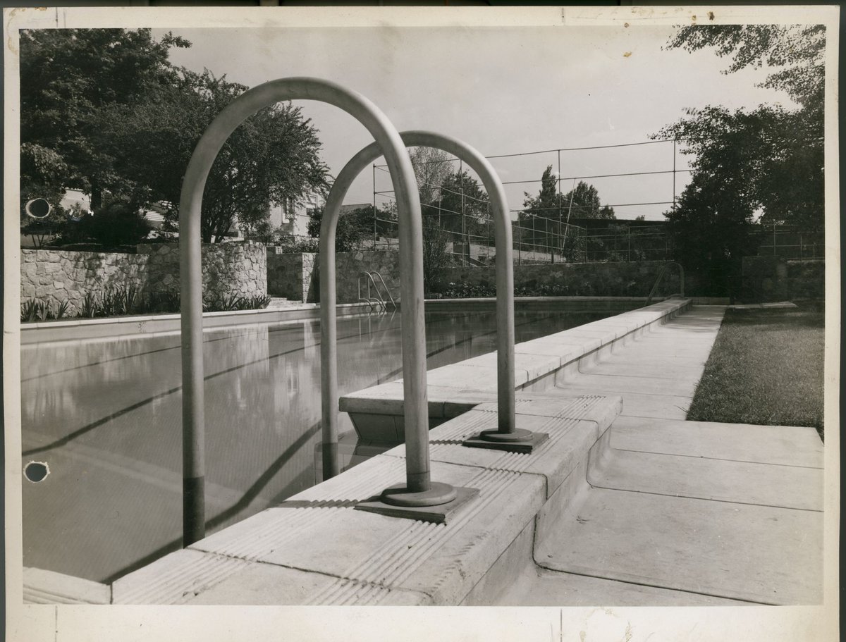 Property of Cecil N. Mackay Esq. Kooyong Road Toorak Vic (1939)