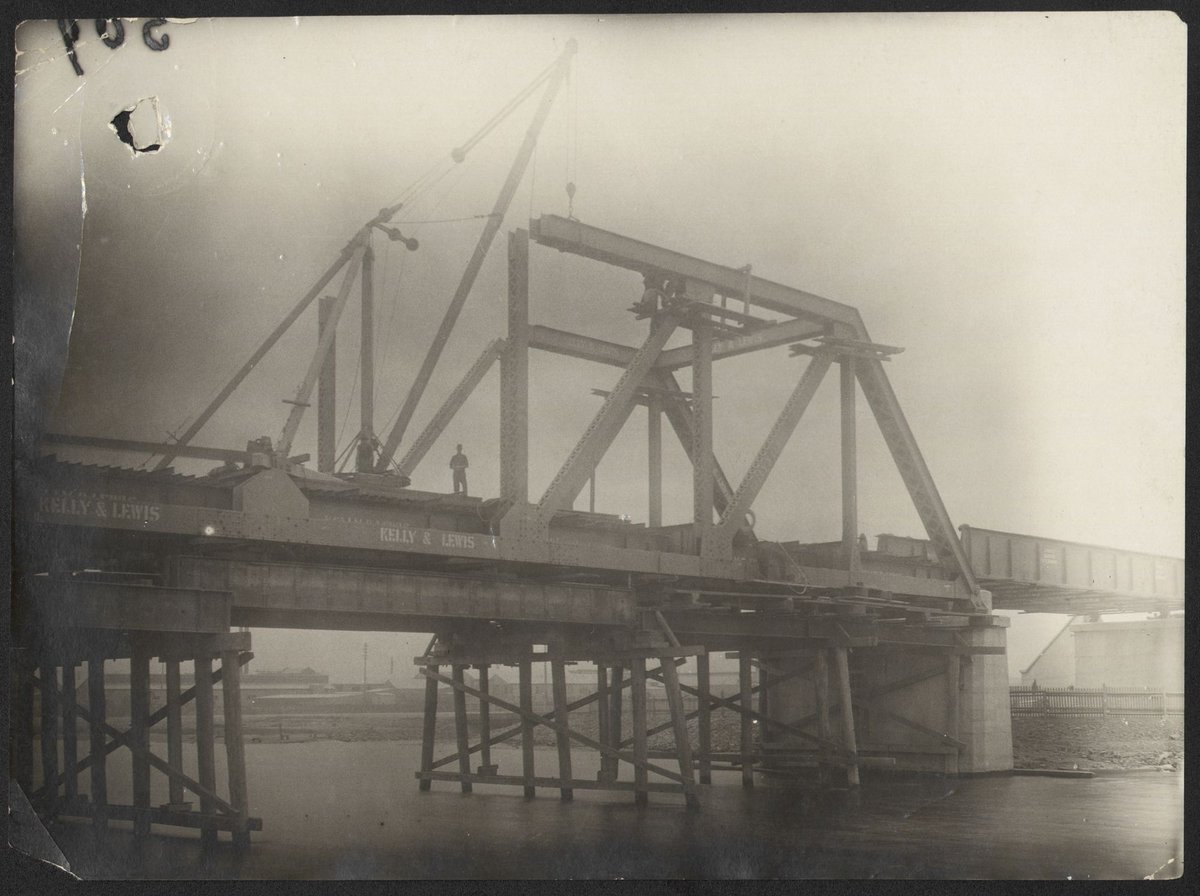 South Kensington to West Footscray. Maribyrnong River bridge general views (1928)