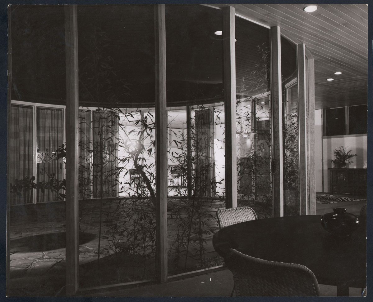 24 Hill Street, Toorak (1952–53)
