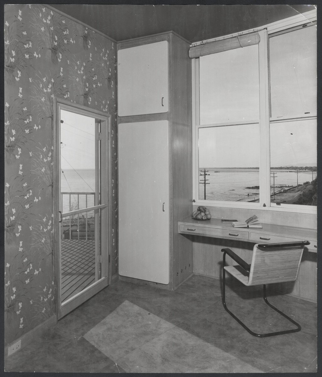 Henty house, Nepean Highway, Frankston, Victoria (1953)