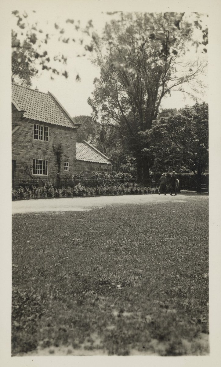 "Captain Cook's Cottage, Fitzroy Gardens, Melbourne", East Melbourne (1930s)