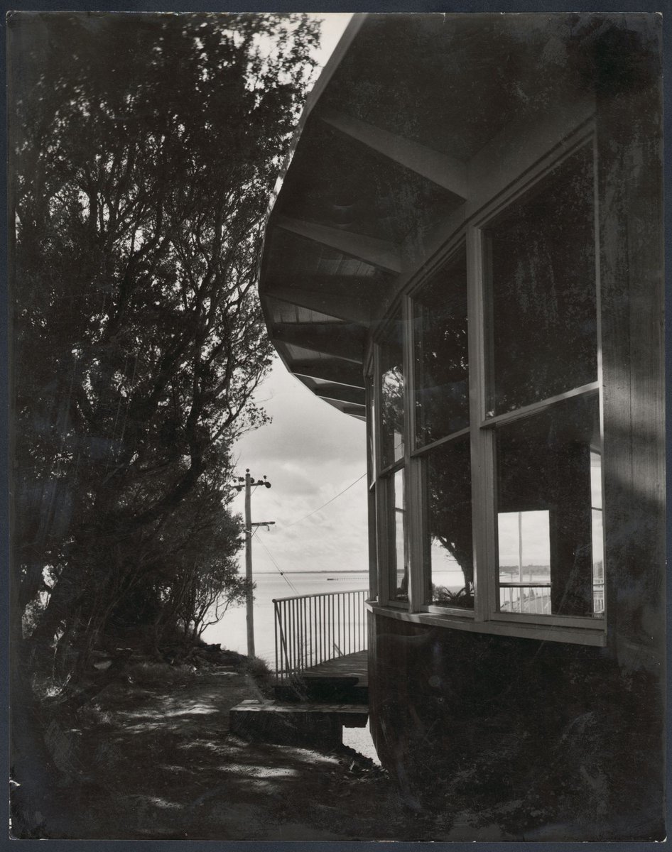 Henty House, Frankston, Victoria (1950–51)