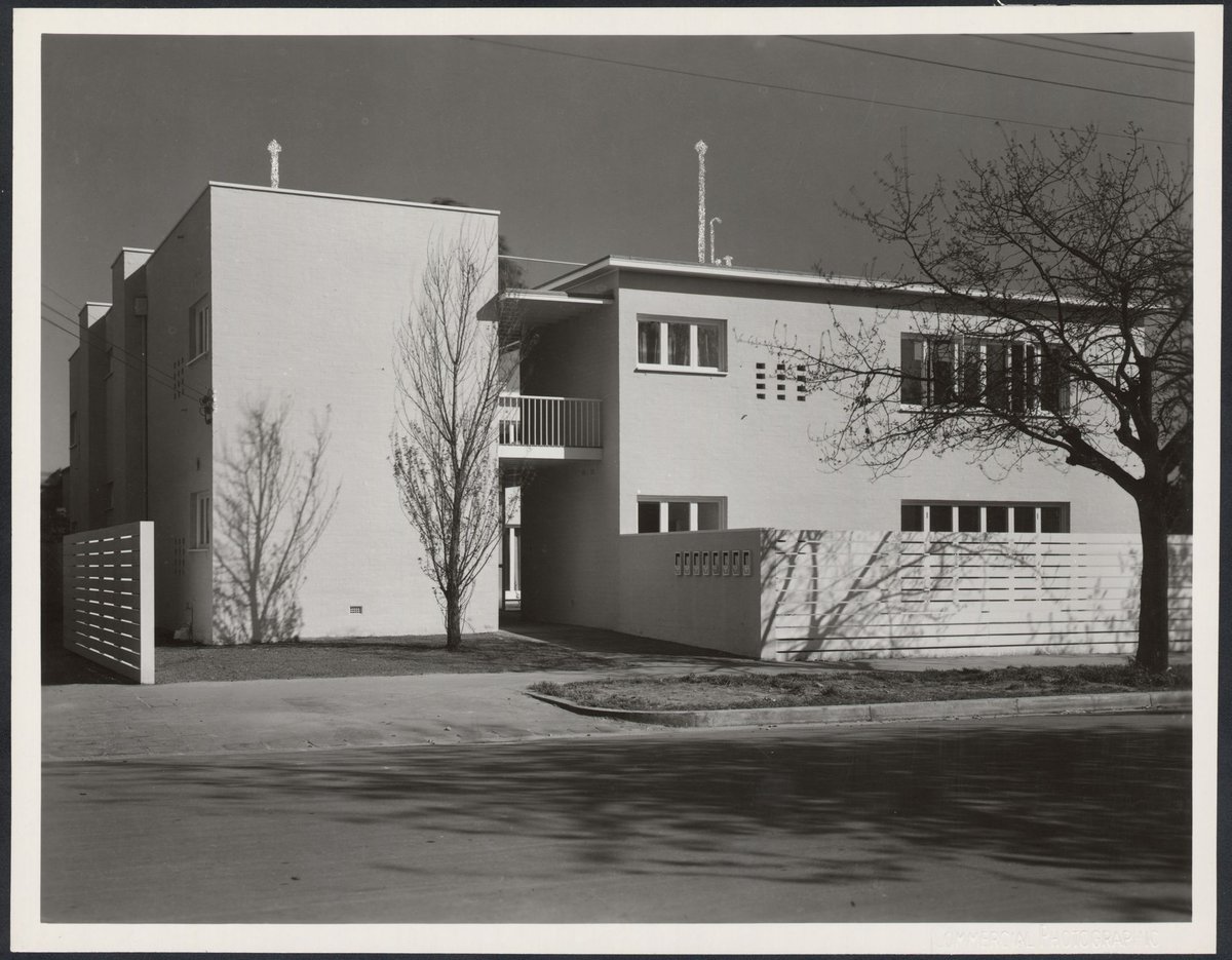 Clendon, batchelor flats, Armadale, Victoria (1939)
