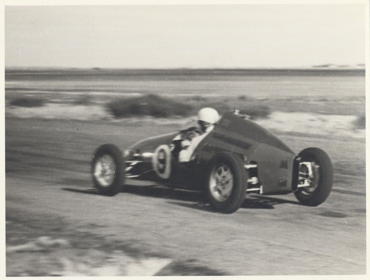 Car No. 9 racing at Altona (1950–54)
