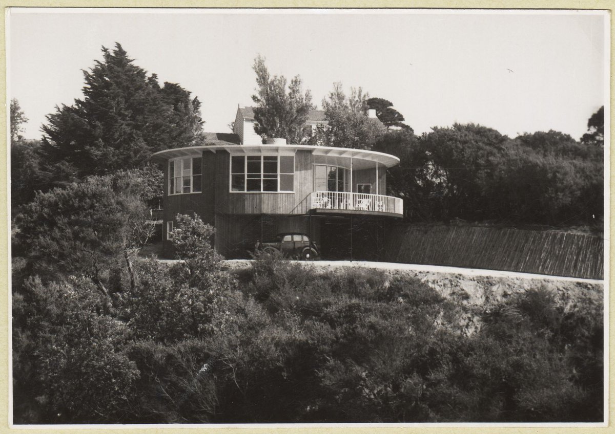 Henty House, Frankston, Victoria (1950–51)