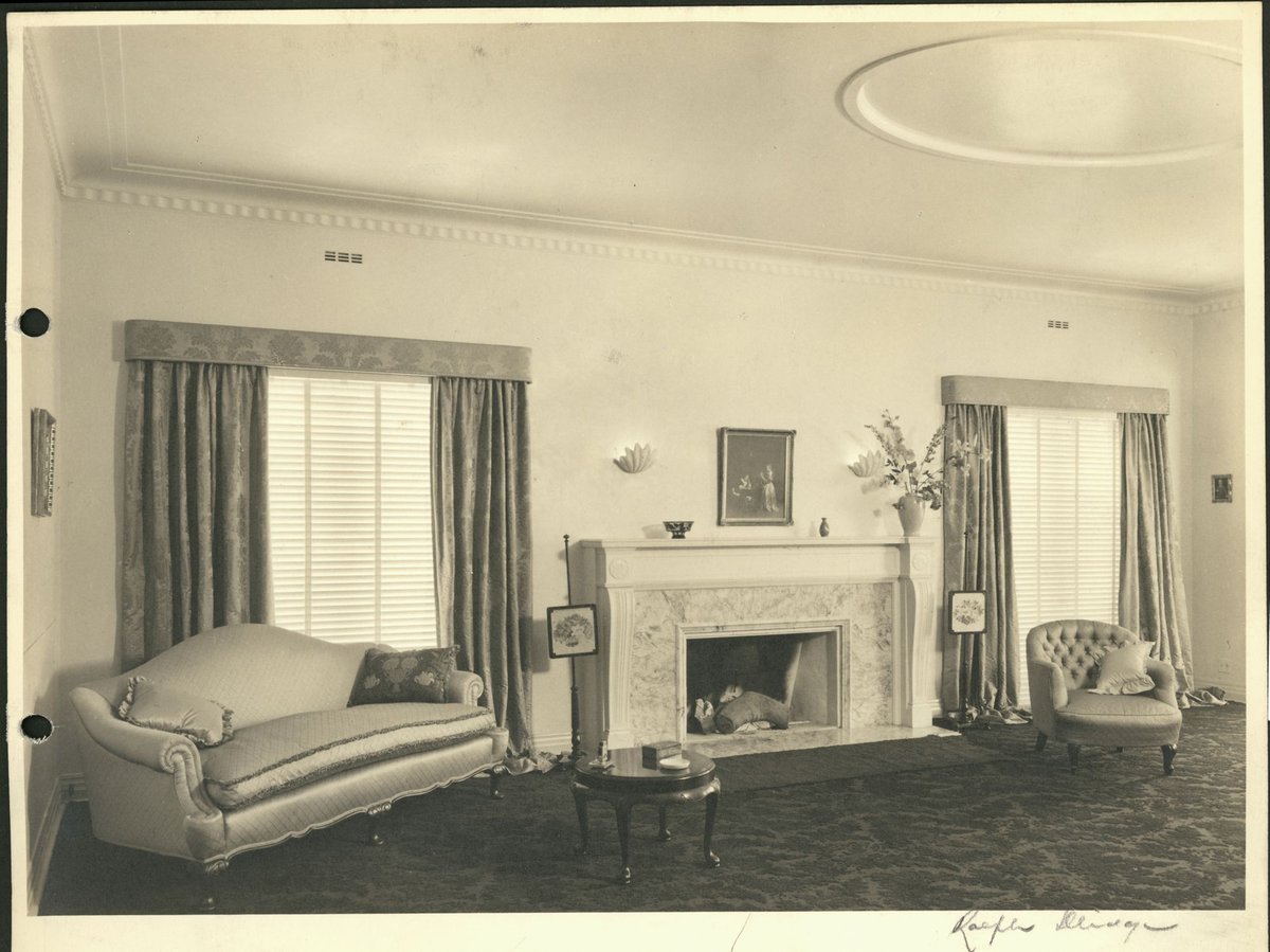 Residence of Hamilton Sleigh Esq. Wallace Avenue Toorak Vic (1938)