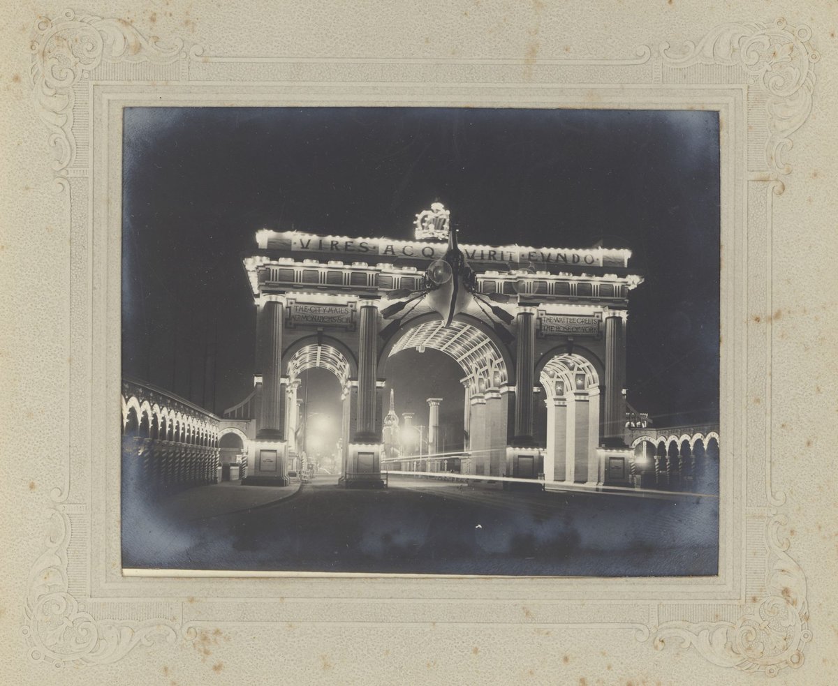 "Princes Bridge Municipal Arch, Melbourne, Vic.", Melbourne City (1901)
