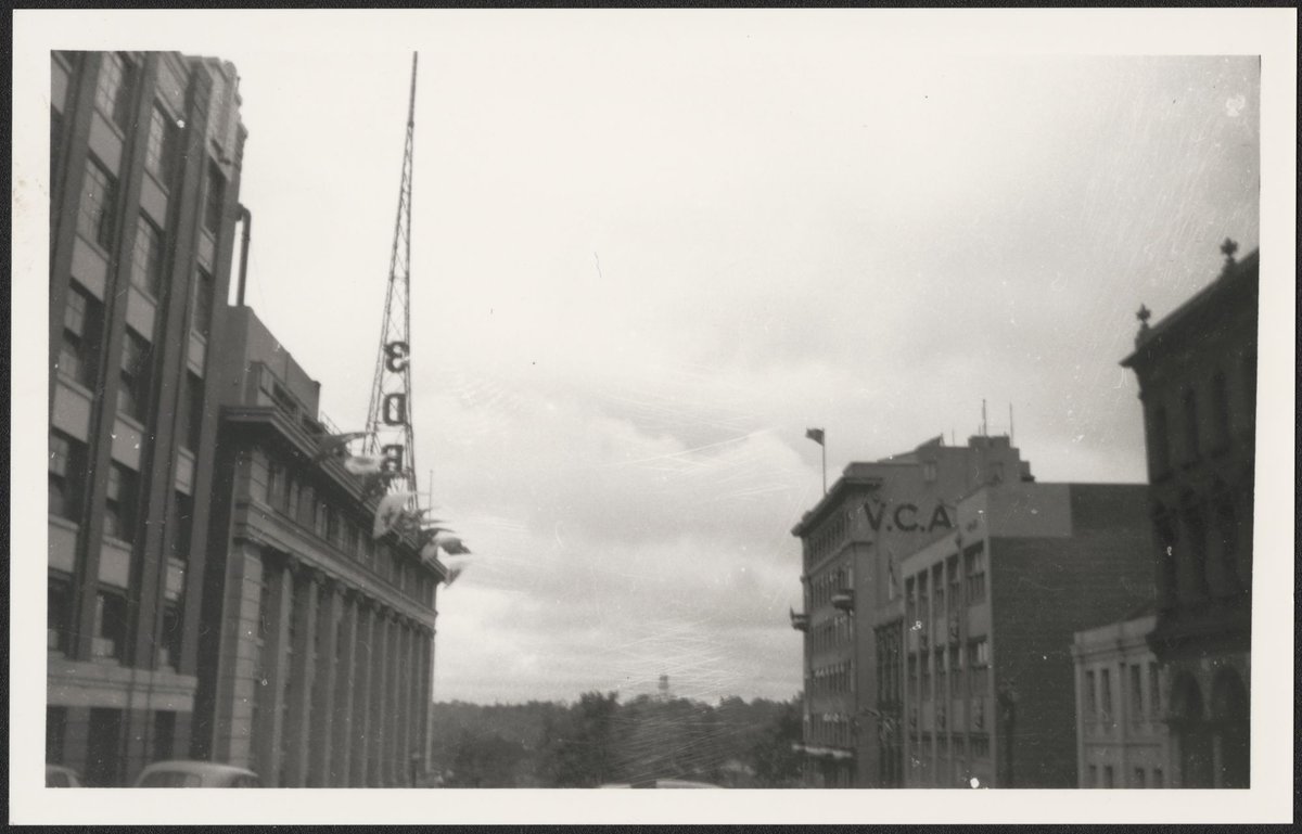 Melbourne at the time of Queen Elizabeth's visit 1954