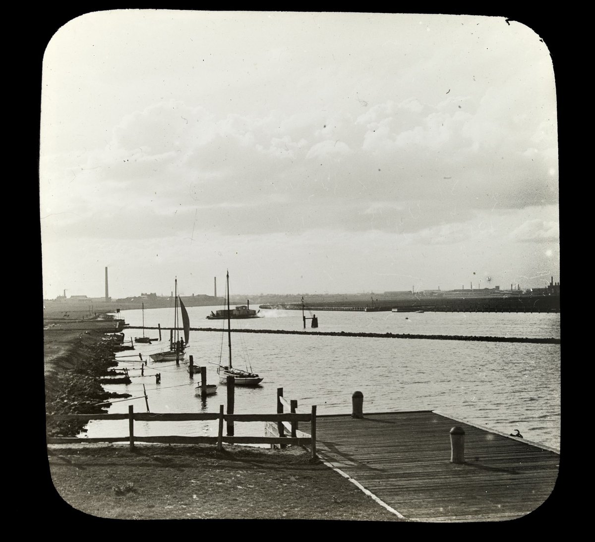 Breakwater on the Yarra River, Melbourne (1909)