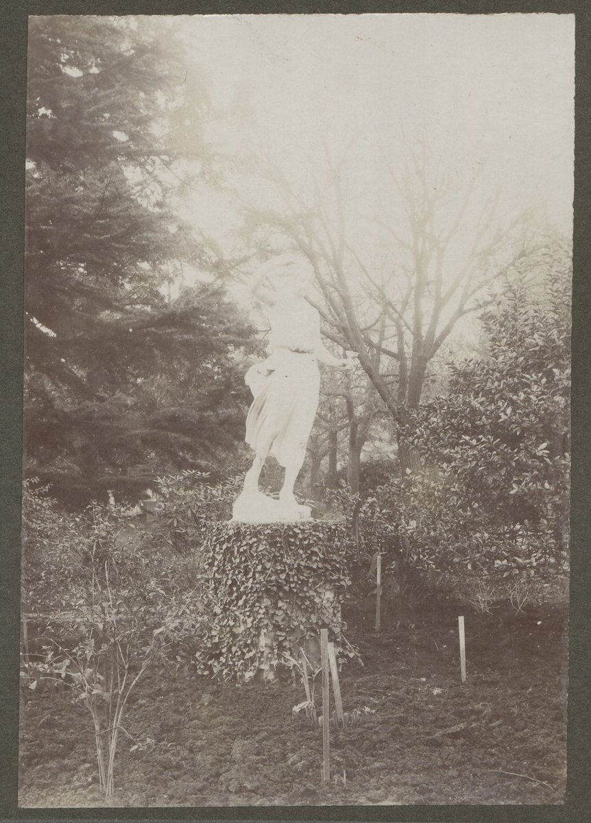 "Statues in the Fitzroy Gardens, Melbourne, Victoria.", East Melbourne (1902–18)