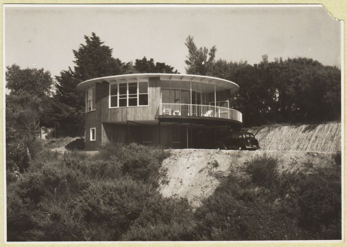 Henty House, Frankston, Victoria (1950–51)