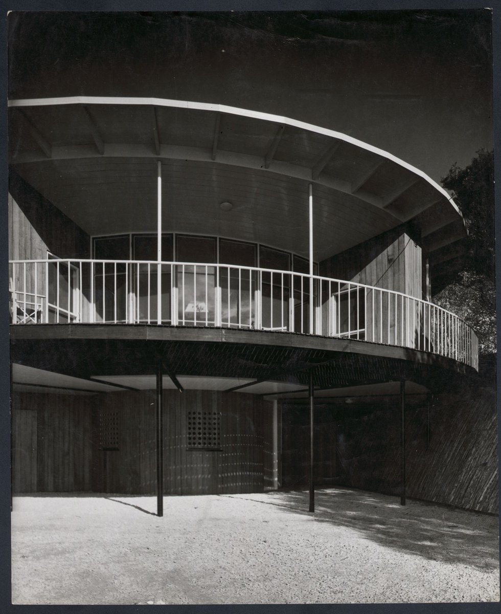 Henty House, Frankston, Victoria (1950–51)