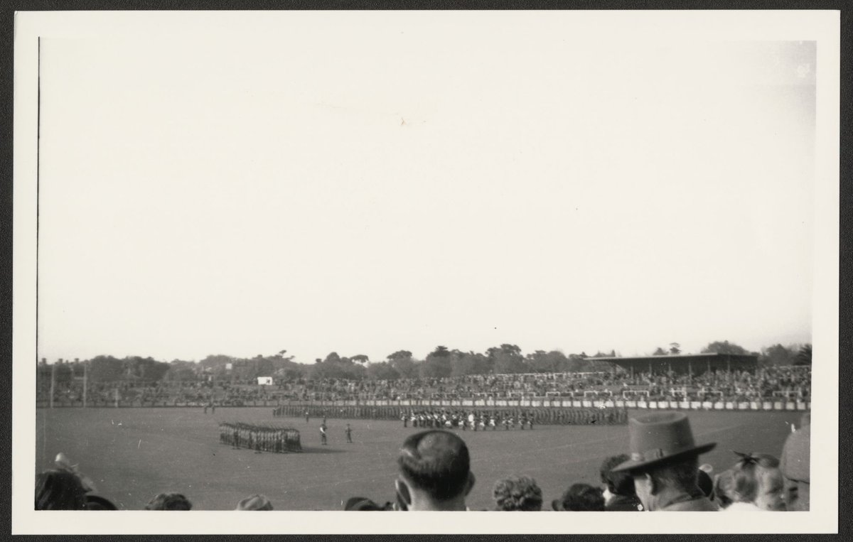 Melbourne at the time of Queen Elizabeth's visit 1954
