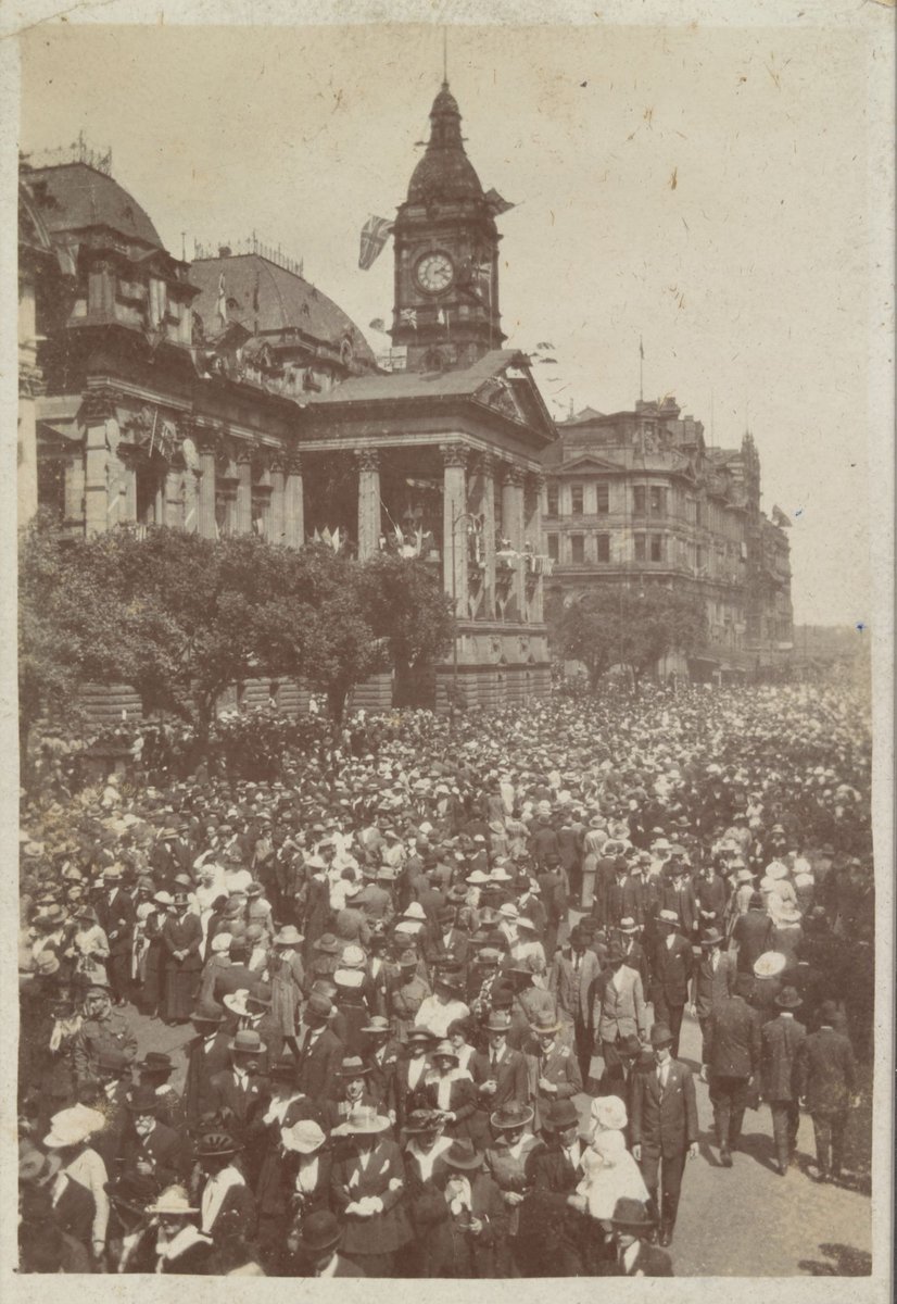 [Armistice Day, 1918, Swanston St. Melbourne], Melbourne City