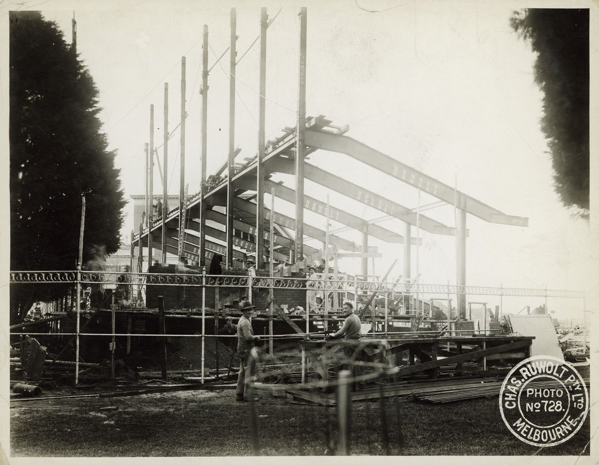 Caulfield Racecourse (1930–40)