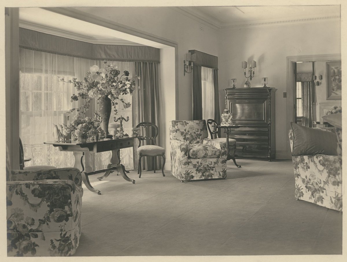 Somercotes' residence of Mrs Harold Riggall Orrong Road Toorak Vic (1927)