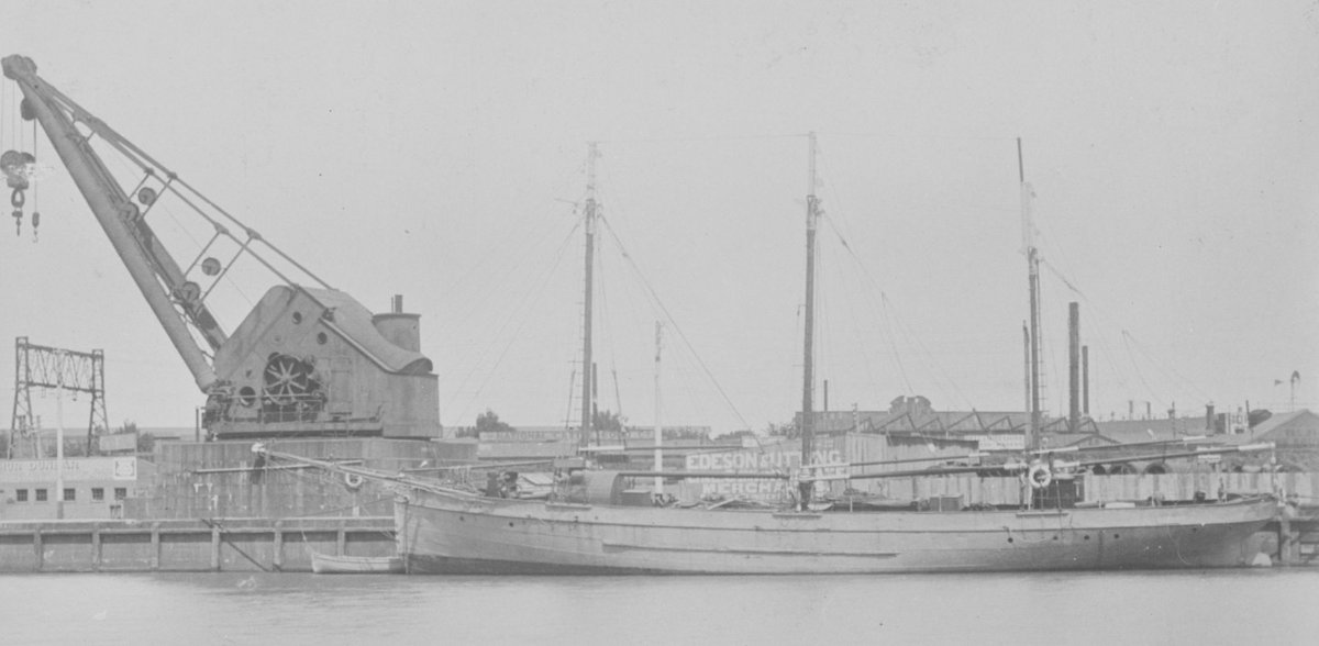 CLAMIN. : Melbourne. 77 tons. Built at Williamstown 1899 (1899–1946)