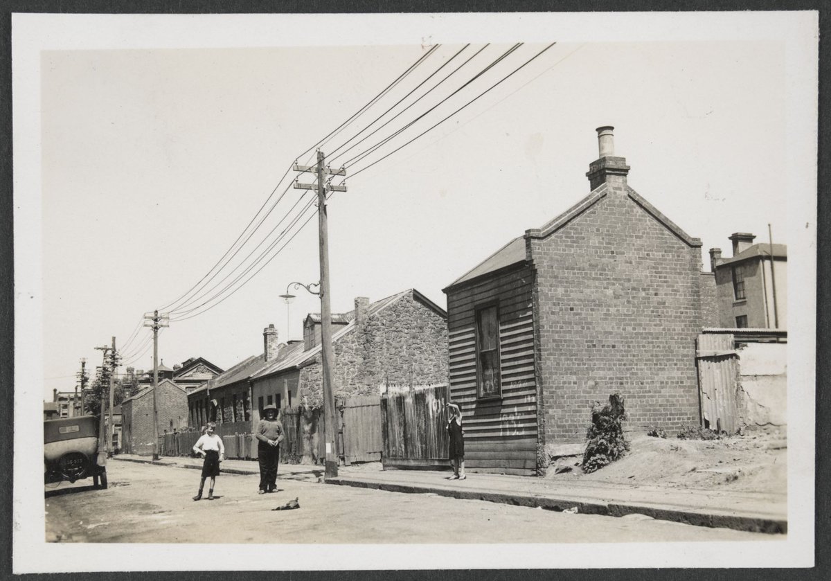 Collingwood. Little Oxford Street (c. 1935)