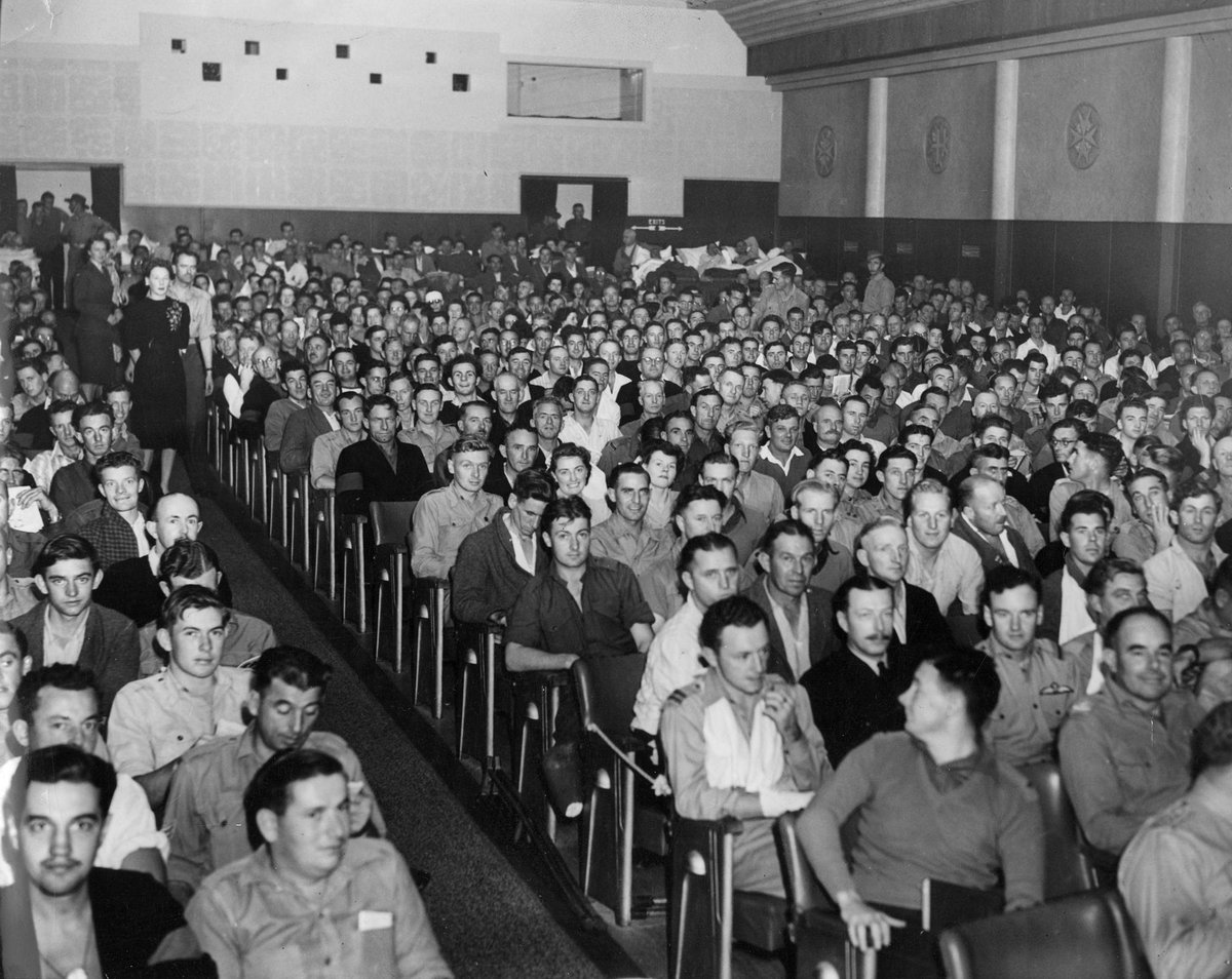 Audience at entertainment at Heidelberg hospital (1944–45)