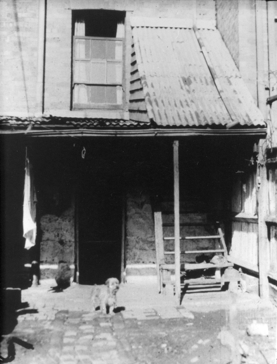 North Melbourne cottage (c. 1935)