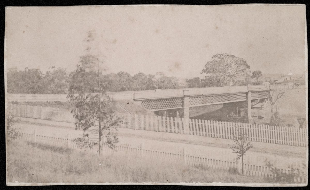 Hawthorn Bridge (1860s)