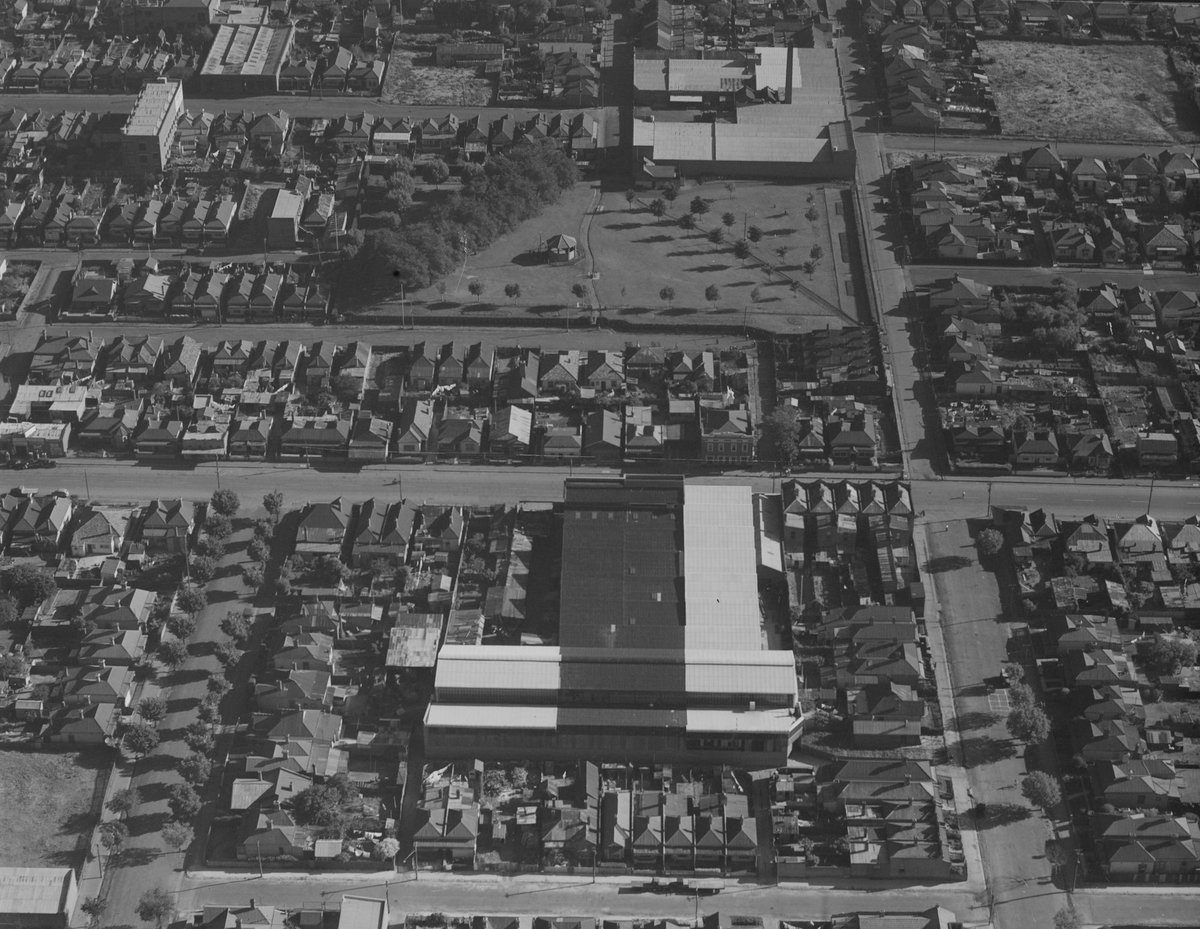 Aerial view of Gordon Bros. factory, Melbourne (1946)