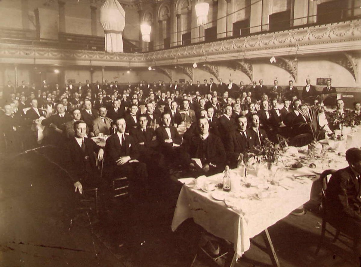 Staff of Henry Berry & Co. at a dinner in the St. Kilda Town Hall, St Kilda (1895–1920)