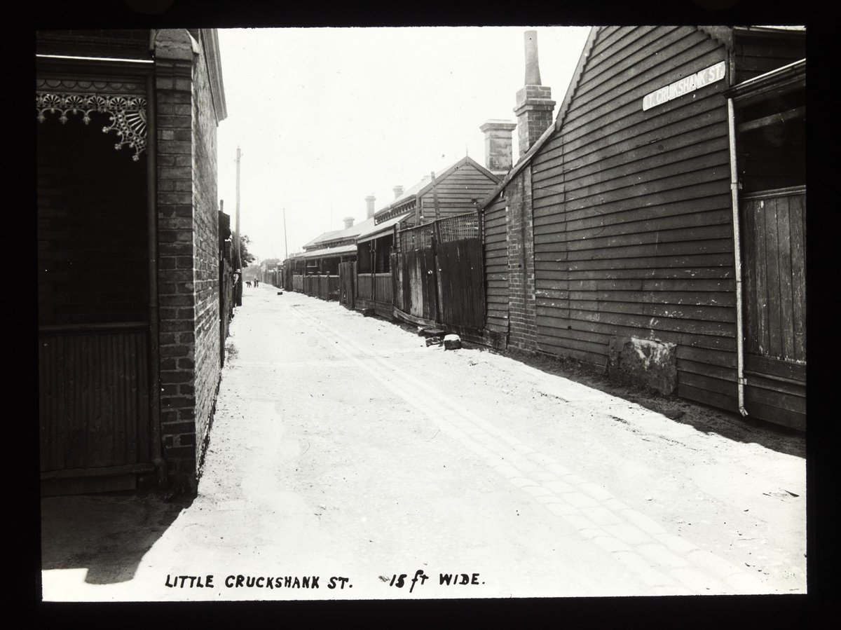 Little Cruckshank [i.e. Cruikshank] St., 15 ft. wide, [Port Melbourne, Vic.] (1920–30)