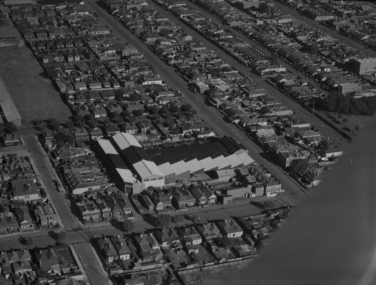 Aerial view of Gordon Bros. factory, Melbourne (1946)