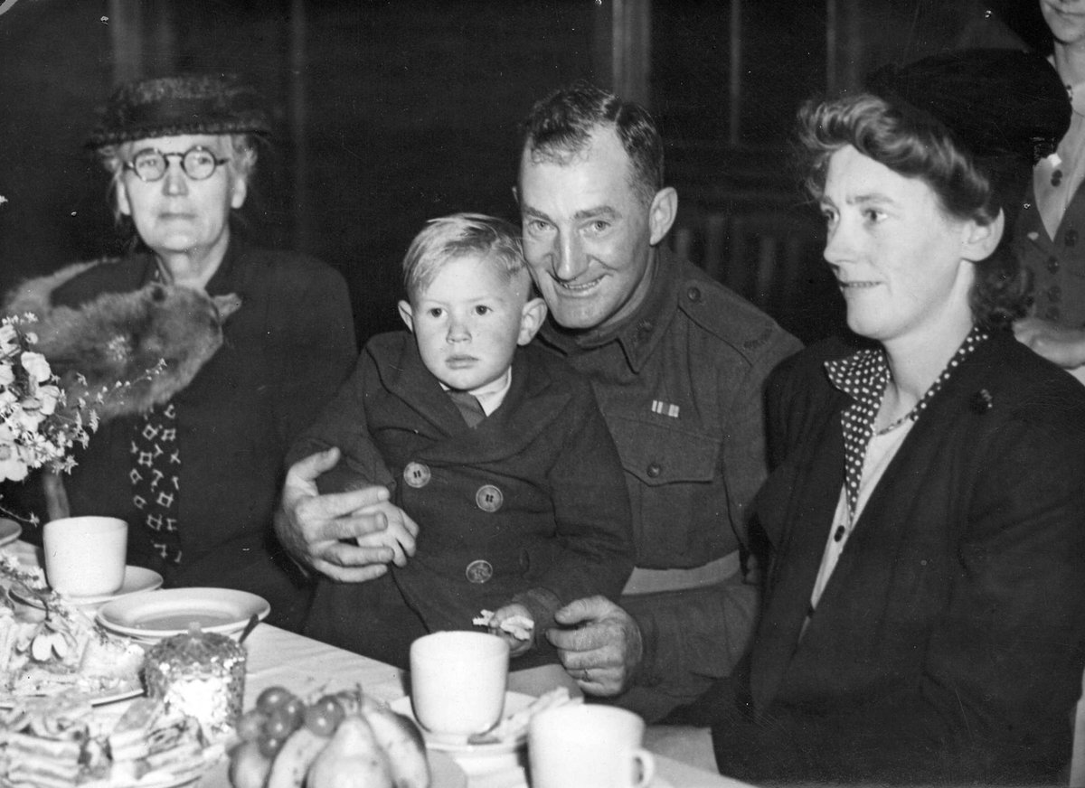 Escaped P.O.W.s at Royal Park, Parkville (c. 1945)