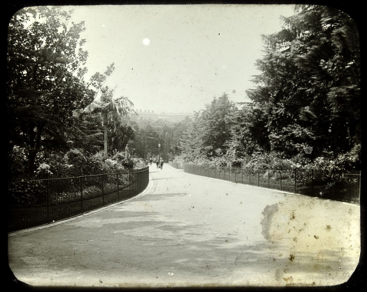 "Fitzroy Gardens, Melbourne", East Melbourne (c. 1900)