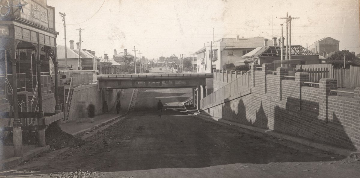 South Kensington to West Footscray - subway at Victoria Street (1927)