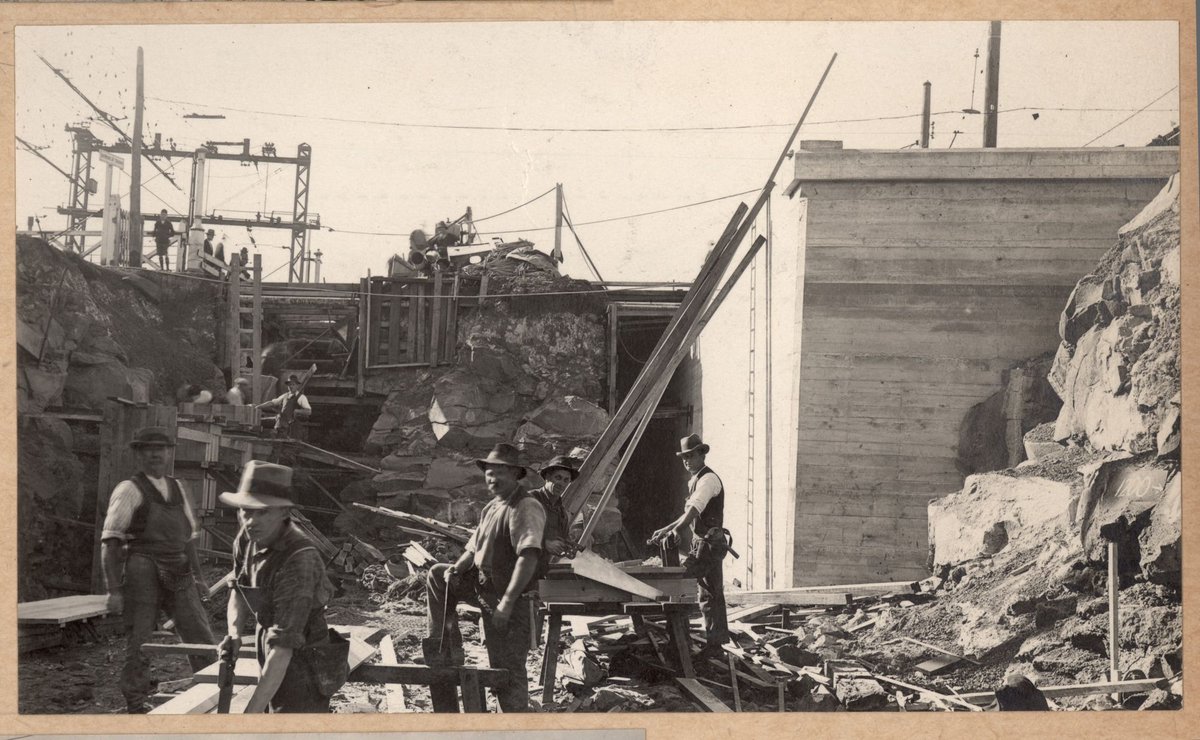 South Kensington to West Footscray - Nicholson Street bridge (1927–28)