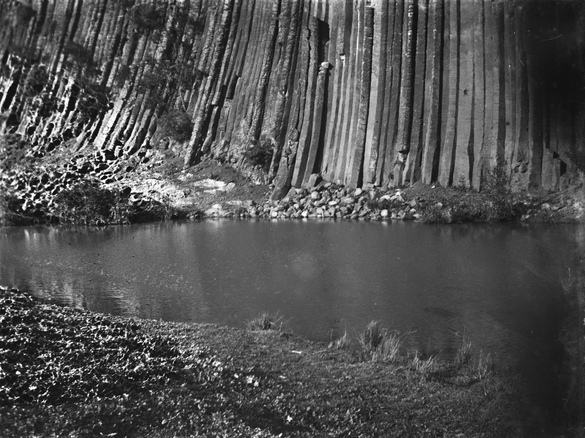 Cliff Face, Probably At The Organ Pipes National Park, Keilor Plains, Victoria (1901–40)