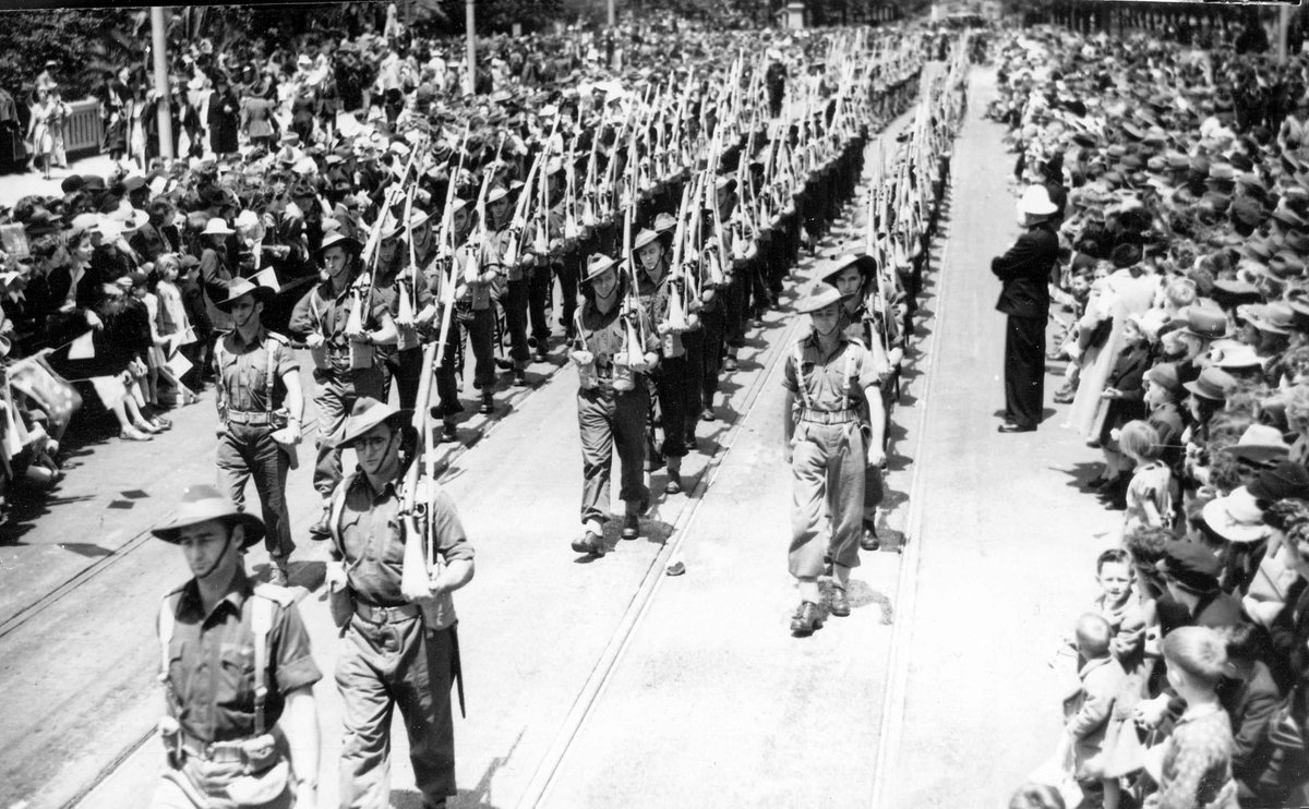 17th Brigade marching through Melbourne, Melbourne City (1940–46)