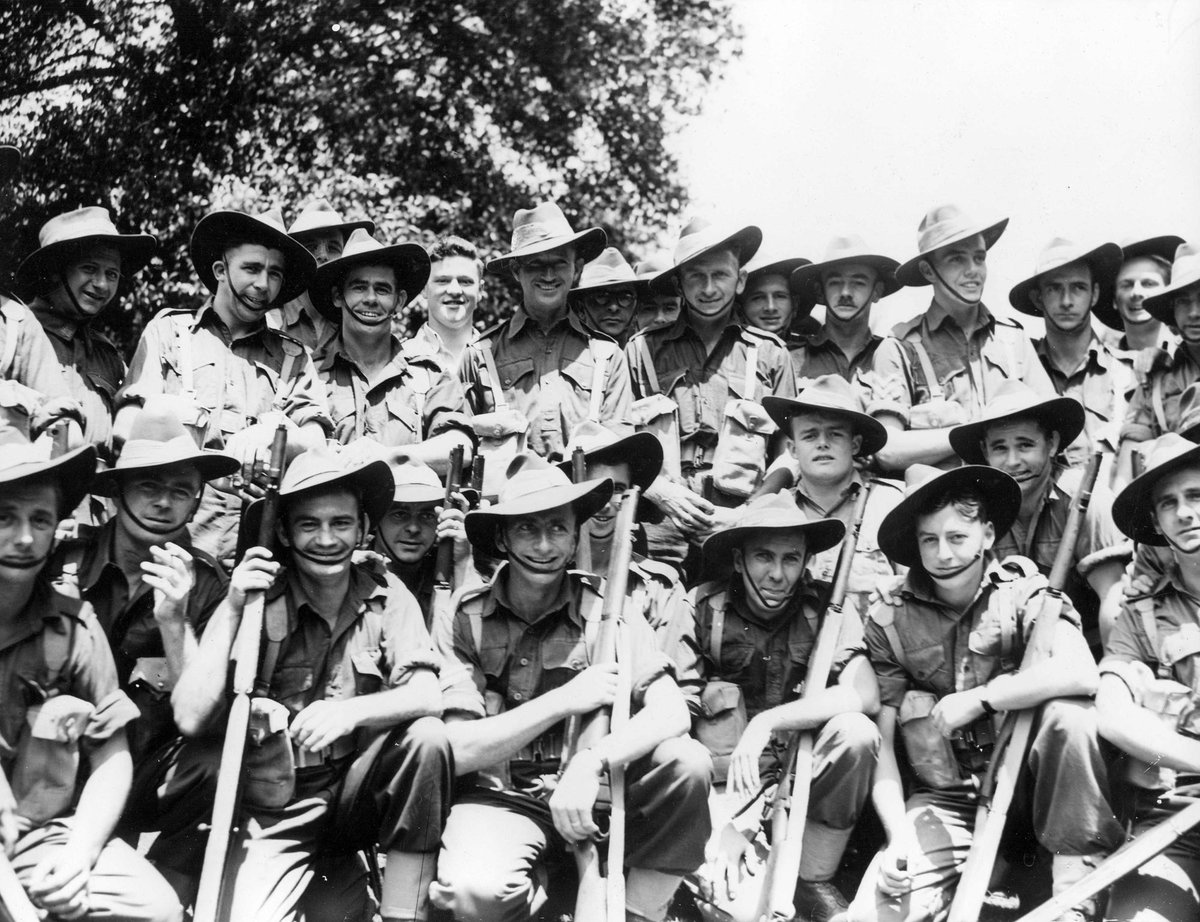 17th Brigade marching through Melbourne (1940–46)