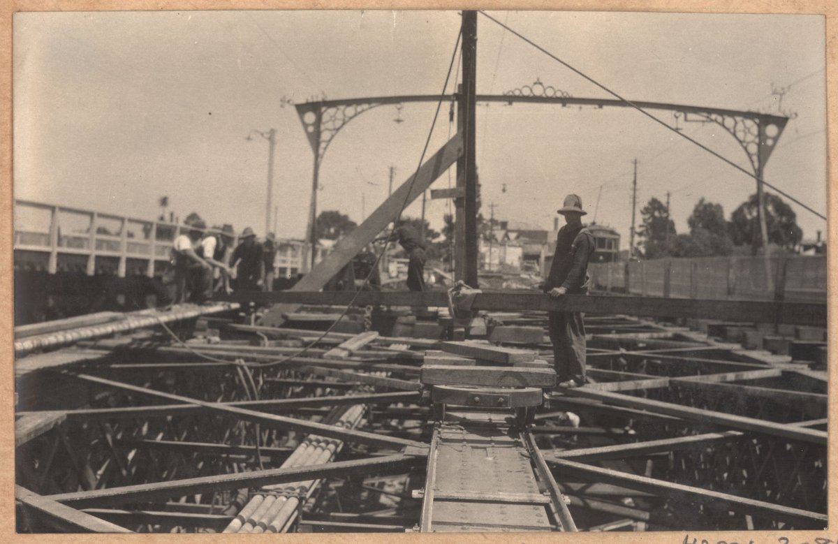 Hawthorn bridge reconditioning - general views (1930–31)