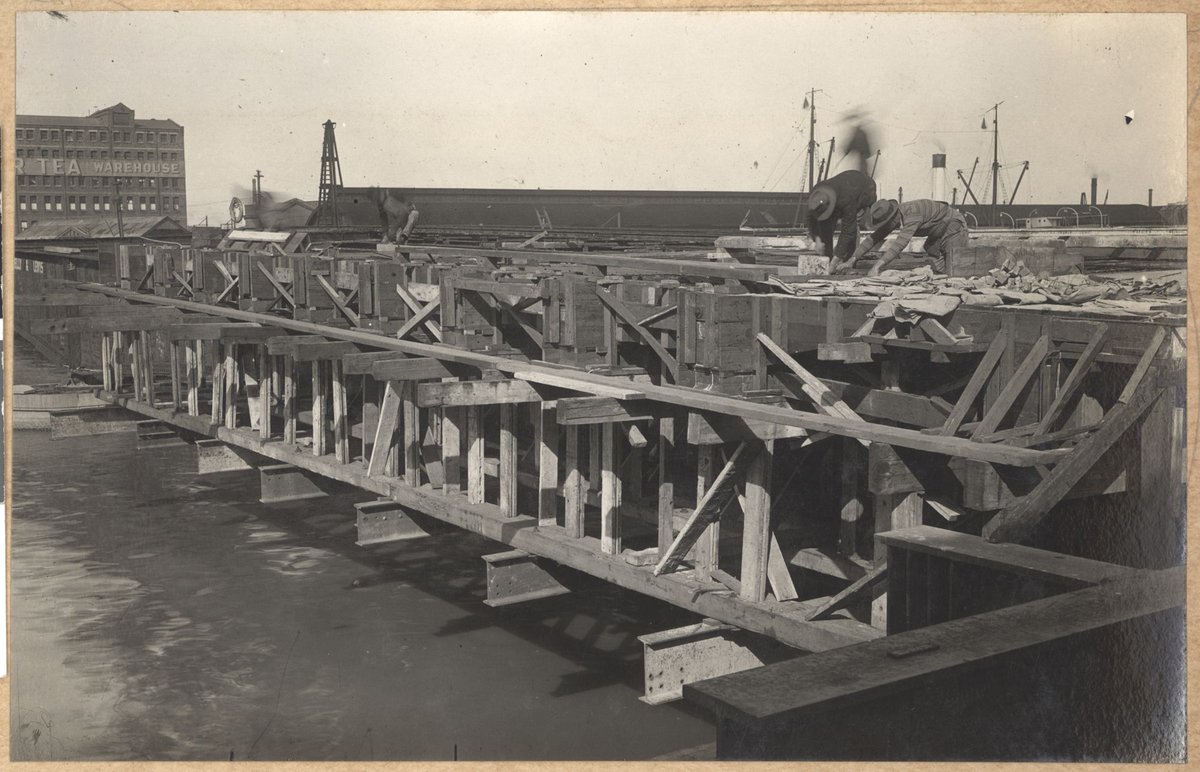 Spencer Street bridge - concrete deck, Melbourne City (1929)