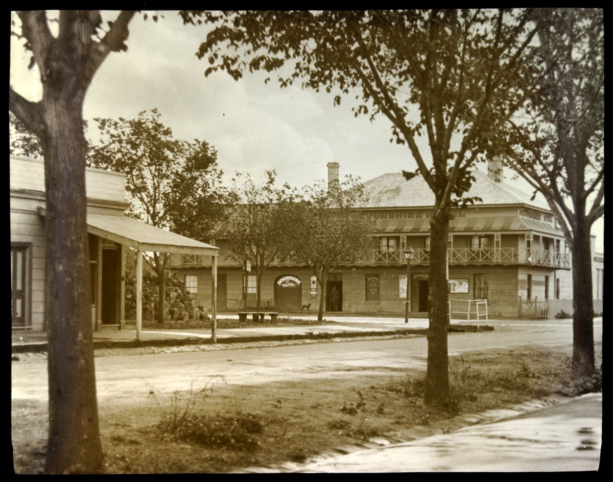 Old Corner in New St. Brighton (1875–1938)